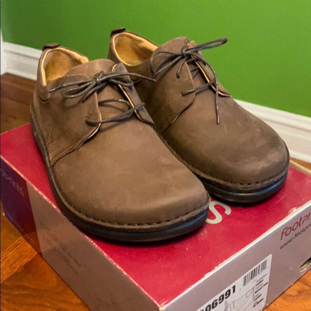 New Footprints Brown Loafers